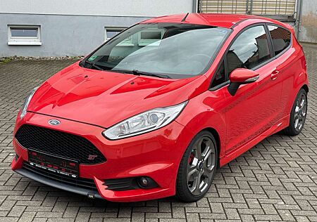 Ford Fiesta 1.6 EcoBoost ST MP 215