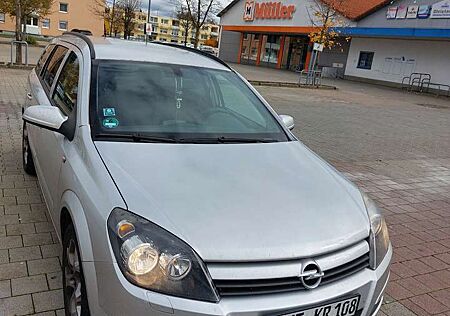Opel Astra 1.8 Caravan Automatik