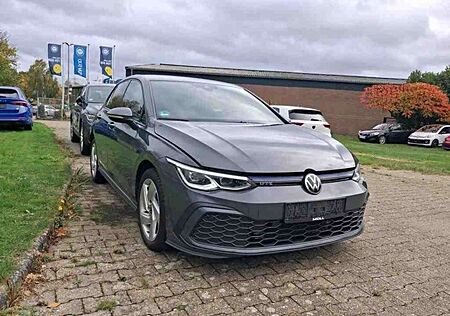 VW Golf Volkswagen VIII GTE 245 PS DSG GTELED NAVI ACC APP