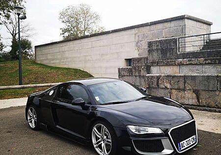 Audi R8 V8 4.2 FSI 420 Quattro R-Tronic