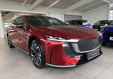 Mazda 6e EV Takumi Long Range bis zu 692 KM Reichweite Lede