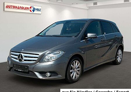 Mercedes-Benz B 180 AMG- Line Klimaanlage Sitzhzg. PDC v+h BT