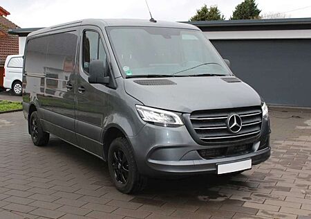 Mercedes-Benz Sprinter Besttungswagen/Leichenwagen 317