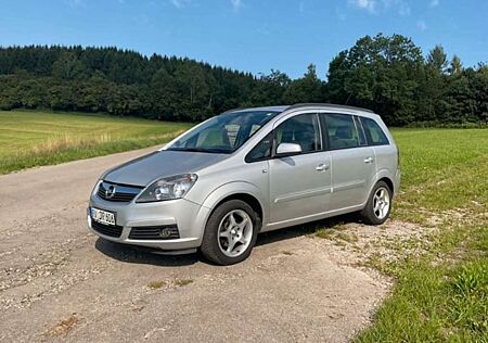 Opel Zafira 1.6 Edition