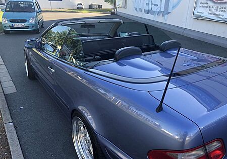 Mercedes-Benz CLK 230 Cabrio Kompressor Elegance
