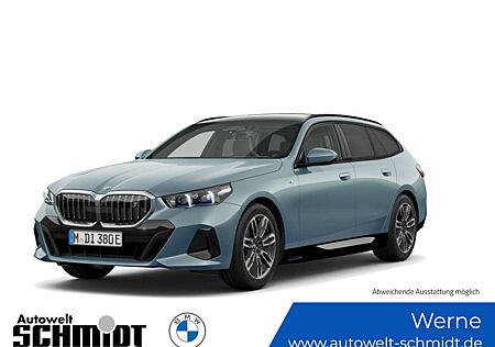 BMW i5 xDrive40 Touring M Sport / NP= 98.290,- / AHK