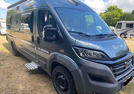 Caravans-Wohnm Adria