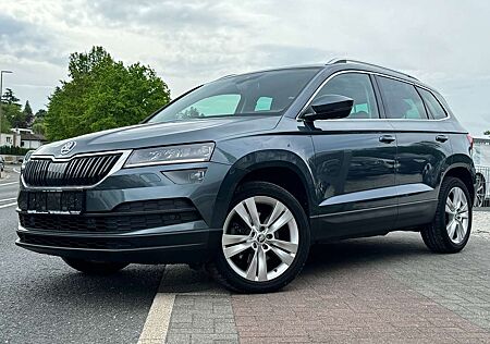 Skoda Karoq Style Rkam Navi LED AHK Sportsitze Scheckheft gepf