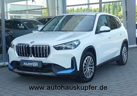 BMW X1 xDrive30 ACC+Park Prof.360°-AdLED*Headup°1Hd