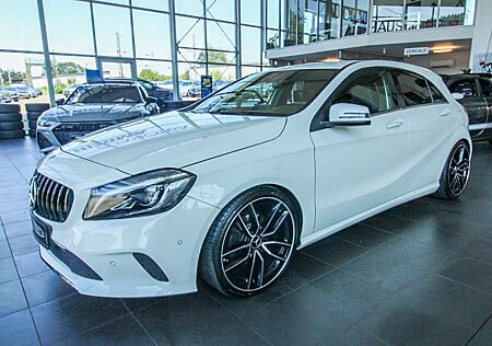 Mercedes-Benz A 180 Urban Business/LED/Kamera/198 PS Krieger