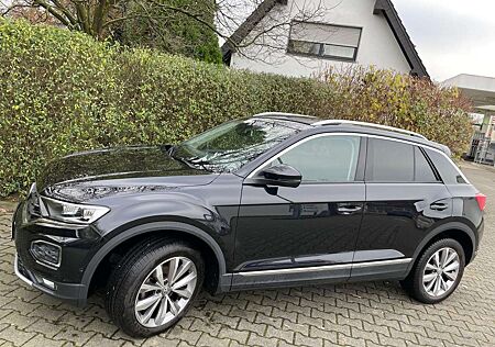 VW T-Roc Volkswagen TSI Style Navi 1.Hand ParkPilot Spurhalte Totwinke