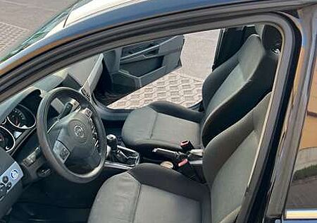 Opel Astra TÜV 05/27