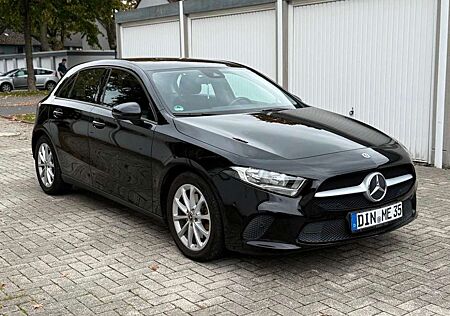 Mercedes-Benz A 220