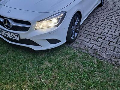Mercedes-Benz CLA 200 CLA 200 (117.943)