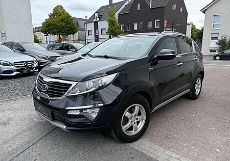 Kia Sportage Spirit 4WD 1.Hand*Panorama*Kamera*AHK