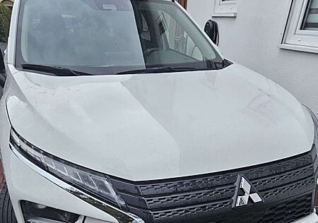 Mitsubishi Eclipse Cross Basis Hybrid 4WD
