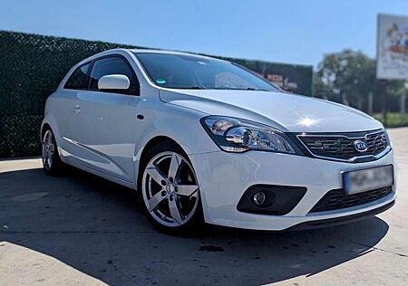 Kia Cee'd Ceed /