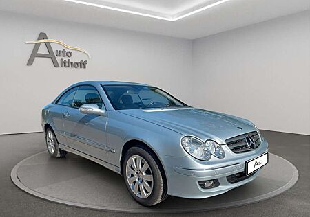 Mercedes-Benz CLK 200 K Coupe Elegance SHZ PDC KLIMAA