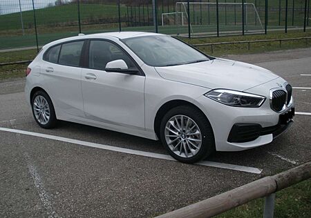 BMW 120i 120 Aut. Advantage SHZ Lordose PDC DAB