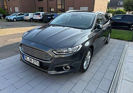 Ford Mondeo Titanium