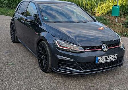VW Golf GTI Volkswagen (BlueMotion Technology) DSG