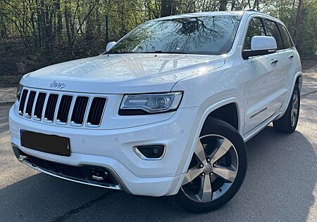 Jeep Grand Cherokee 3.6 V6 Overland 2HD AWD LEDER NAV XEN AHK PANO CAM