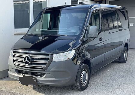 Mercedes-Benz Sprinter Front 214 CDI 3,0t / 3.259 mm