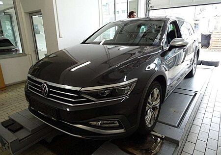 VW Passat Alltrack Volkswagen 2.0TDi 4M IQ-L/ACC/PANO/KAMERA
