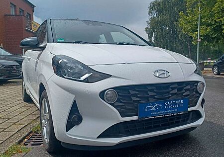 Hyundai i10 Intro Edition Kamera, Klima, Sitzhzg, Navi