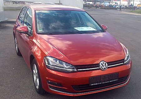VW Golf Volkswagen VII Lim. Highline BMT.PDC.Tempomat.ZHZ.