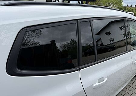Opel Zafira Tourer Style 1.4 AHK {} TOP
