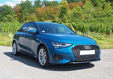 Audi A3 Sportback TFSI S tronic, S line/AHK/Garantie/WR