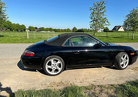 Porsche 996 911 Carrera Cabrio Tiptronic