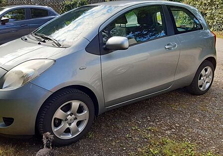 Toyota Yaris 1.0 VVT-i