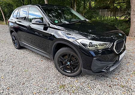 BMW X1 Baureihe xDrive 18 d Sport Line *Head-Up*