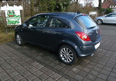 Opel Corsa 3-Türer 1.2 16V Color Edition