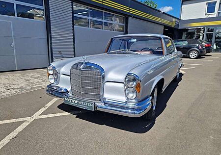 Mercedes-Benz 250