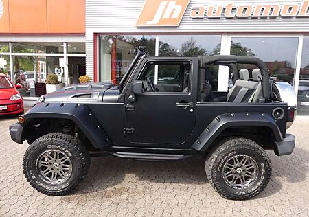Jeep Wrangler Unlimited Sport / V6 / Hardtop / AHK
