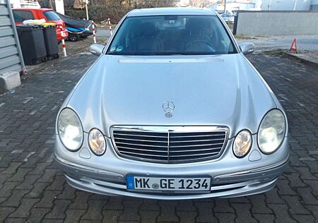 Mercedes-Benz E 350 E -Klasse Lim. 4Matic Navi Leder GSD