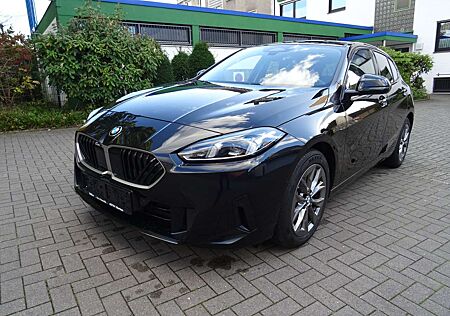 BMW 120 Steptronic, PDC+Kamera, Sitzhz., Navi, LED
