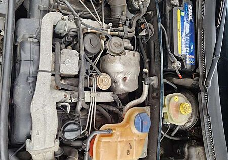 Audi A6 Avant 2.5 TDI