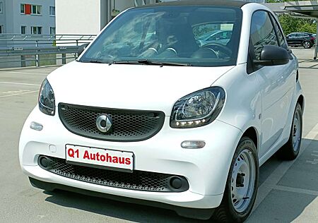 Smart ForTwo 52kW 5-Gang/COOL&AUDIO/TEMPOMAT/E-FENSTERHEBER/LED