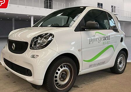 Smart ForTwo 52kW 5-Gang/COOL&AUDIO/TEMPOMAT/E-FENSTERHEBER/LED