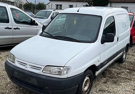 Citroën Berlingo Citroen 600 1.4 i Benzin
