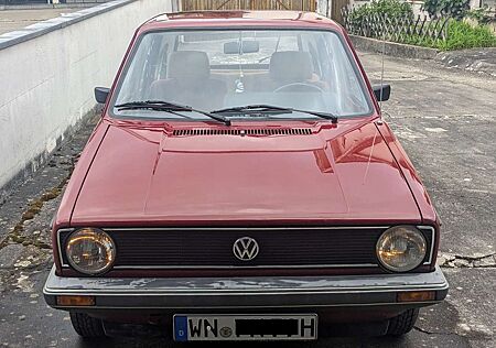 VW Golf Volkswagen 1