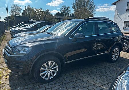 VW Touareg Volkswagen 4,2L V8 TDI Xenon Leder Standheizung
