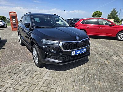 Skoda Karoq 1.0 TSI Selection Navi LED Kamera SHZ ACC PDC Alu