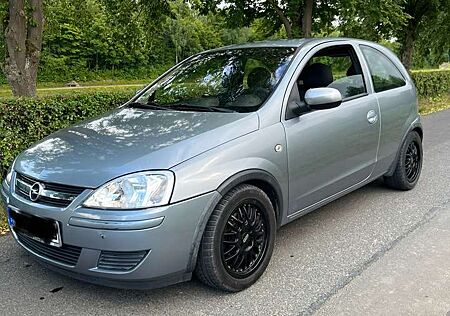 Opel Corsa 1.4 16V