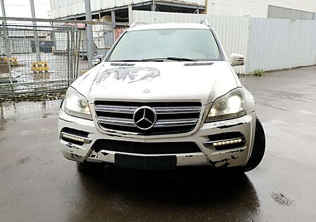 Mercedes-Benz GL 350 BlueEfficiency 4Matic 7-Sitzer AMG Tüv