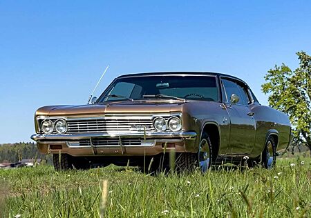 Chevrolet Caprice 2-Door Custom Coupe